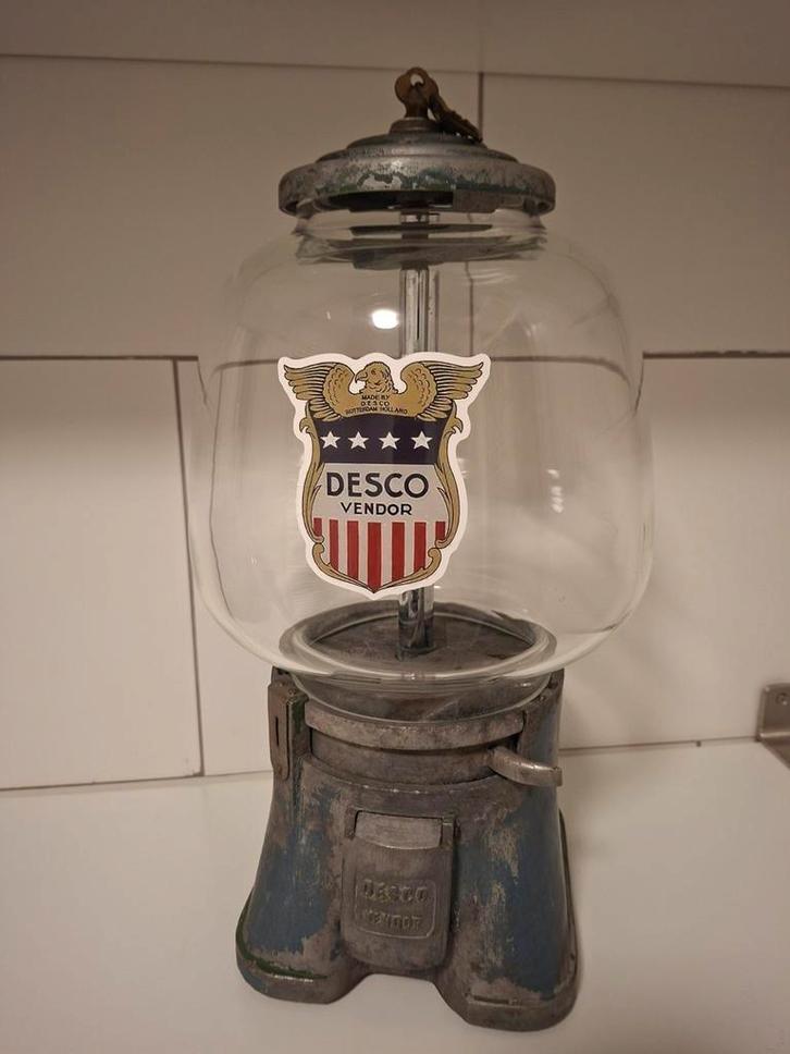 Desco vendor pinda kauwgomballen noten automaat bar mancave, Verzamelen, Automaten | Overige, Gebruikt, Ophalen of Verzenden