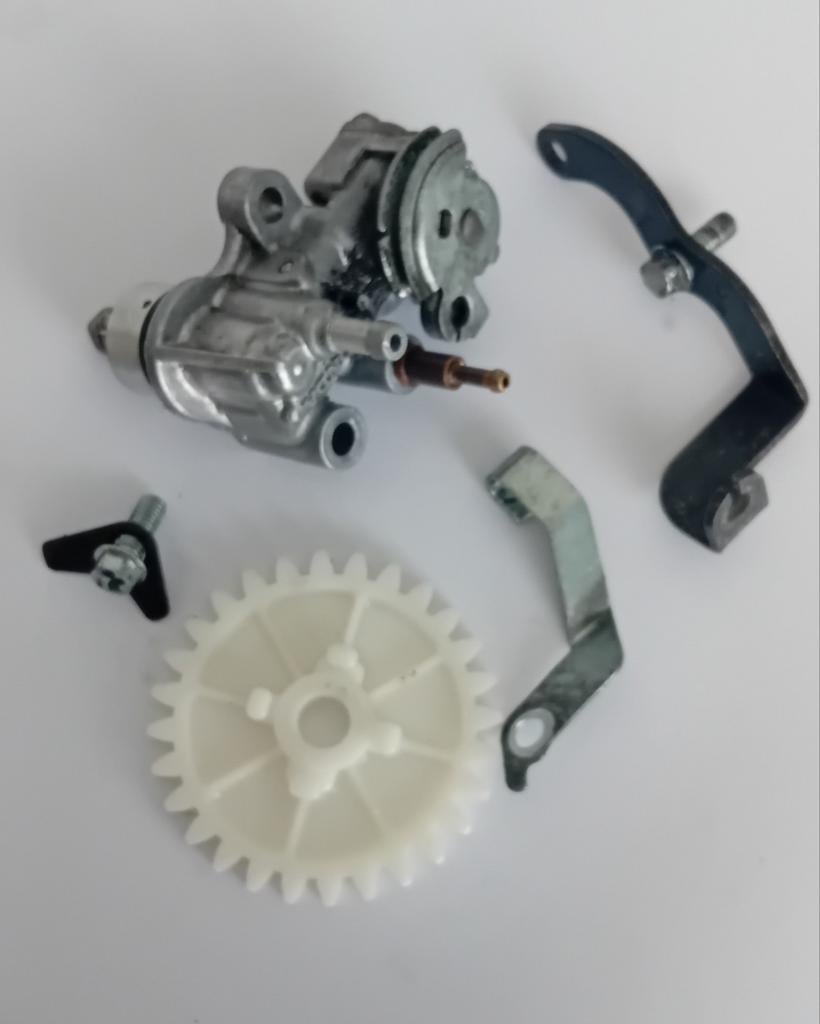 Olie pomp setje Honda MT MB MTX NSR MBX NS1 CRM, Ophalen of Verzenden, Gebruikt, Blok, Honda