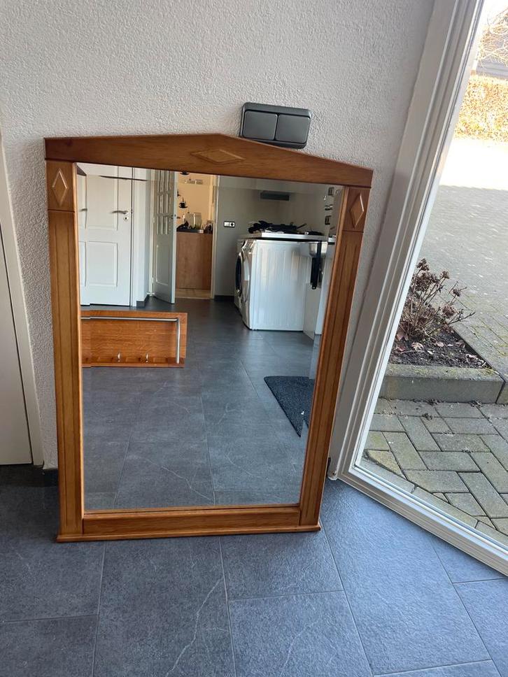 Stijlvolle houten spiegel voor hal of woonkamer, Huis en Inrichting, Woonaccessoires | Spiegels, Gebruikt, 75 tot 100 cm, 100 tot 150 cm