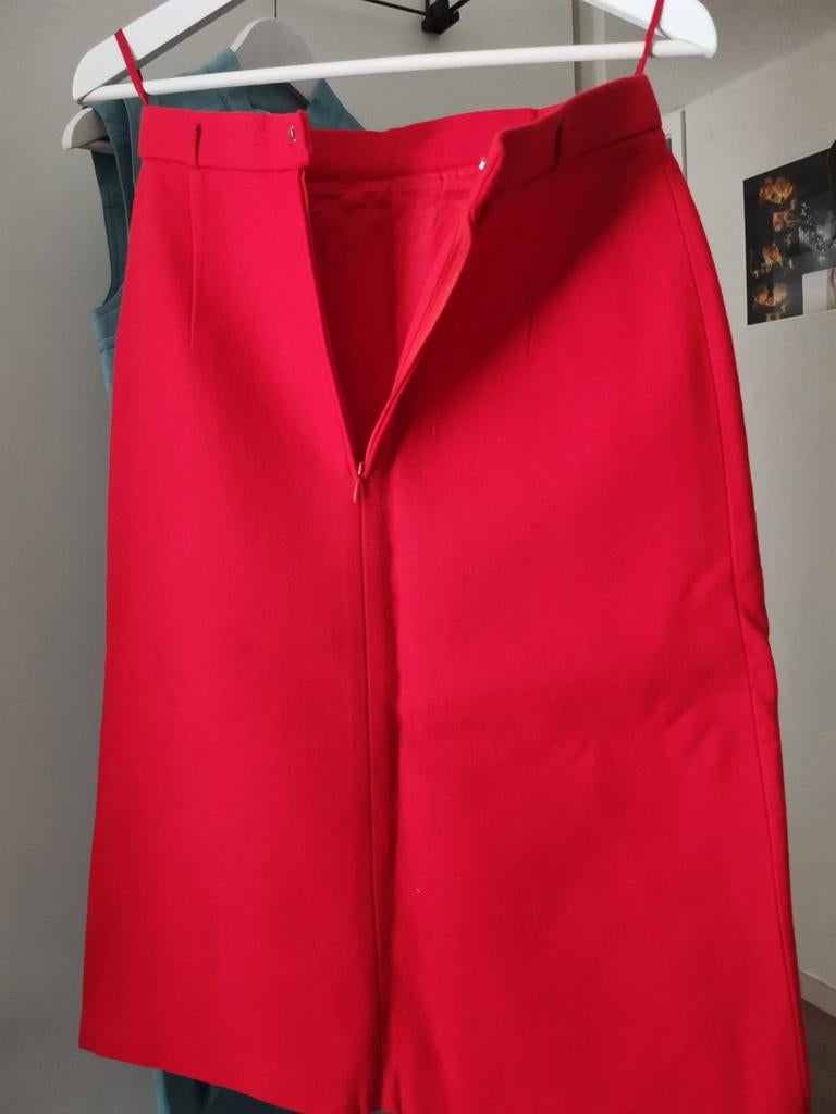 Vintage Wollen Rode Rok Maat 38, Maat 38/40 (M), Ophalen of Verzenden, Knielengte, Gedragen