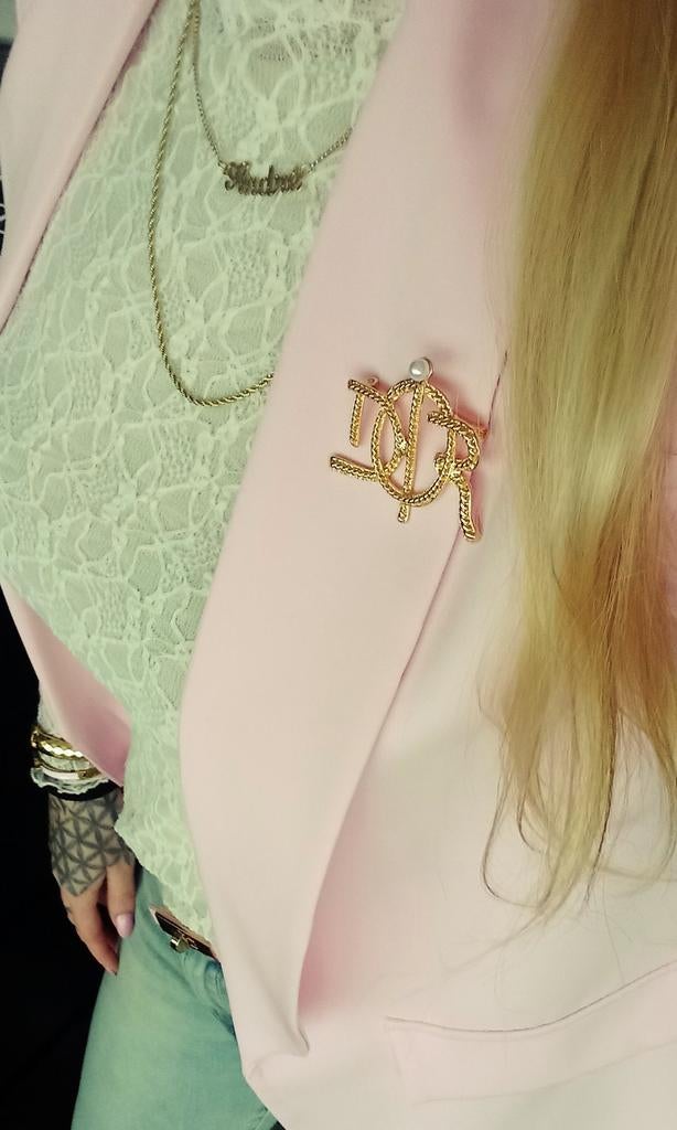 Luxe broche D I O R, Overige materialen, 4 tot 7 cm, Nieuw, Ophalen of Verzenden