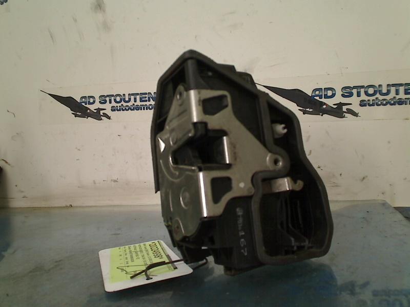 Portierslot Links Voor BMW 5 serie (E60) 2004 7036167, Gebruikt, Petuelring 130, München 80809, , Duitsland, BMW, Bayerische Motoren Werke AG