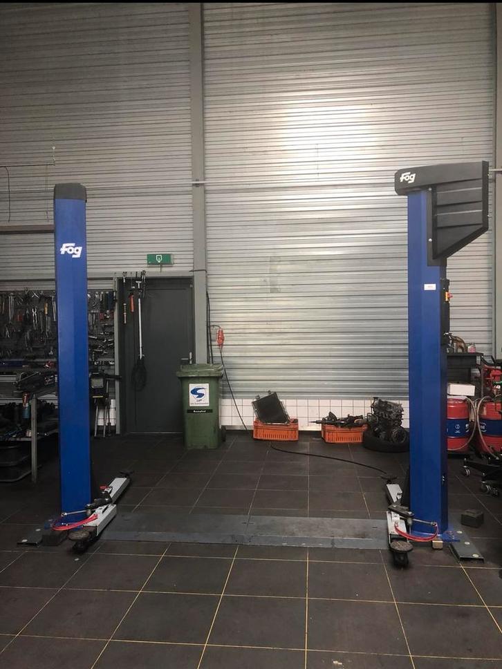 Fog hefbrug 3000 kg – 380V – €1000 – MOET WEG!, Zakelijke goederen, Machines en Bouw | Industrie en Techniek, Ophalen of Verzenden