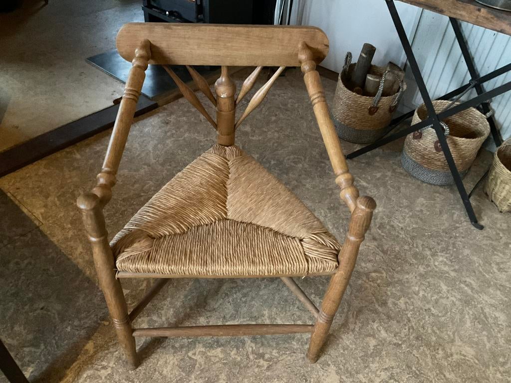 Driehoek stoeltje, Antiek en Kunst, Ophalen