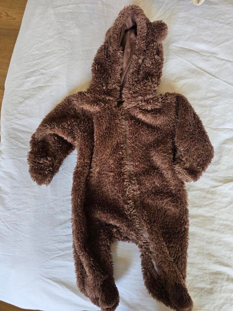 Teddy pakje met berenoortjes maat 62, Kinderen en Baby's, Ophalen, Zo goed als nieuw, Jongetje of Meisje, Pakje