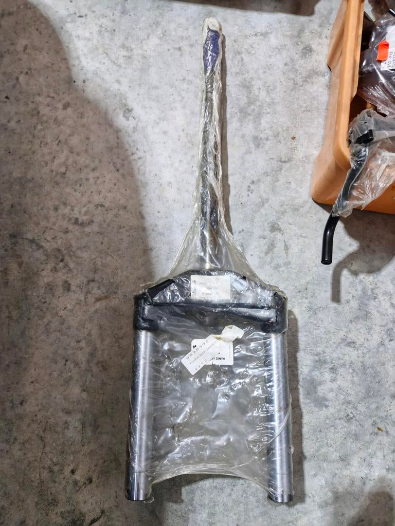 Voorvork kroonstuk Peugeot Zenith NOS, Ophalen of Verzenden, Nieuw, Overige typen