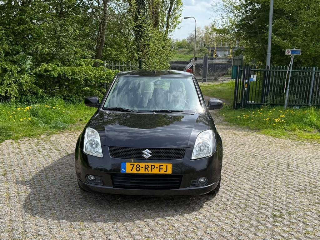 Suzuki Swift 1.5 5D NIEUWE APK TOT 16-4-2027, Voorwielaandrijving, 15 km/l, 40 €/maand, 4 cilinders