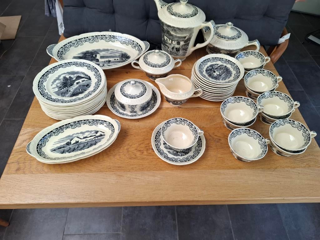Société Céramique Maestricht ontbijtset, Antiek en Kunst, Ophalen