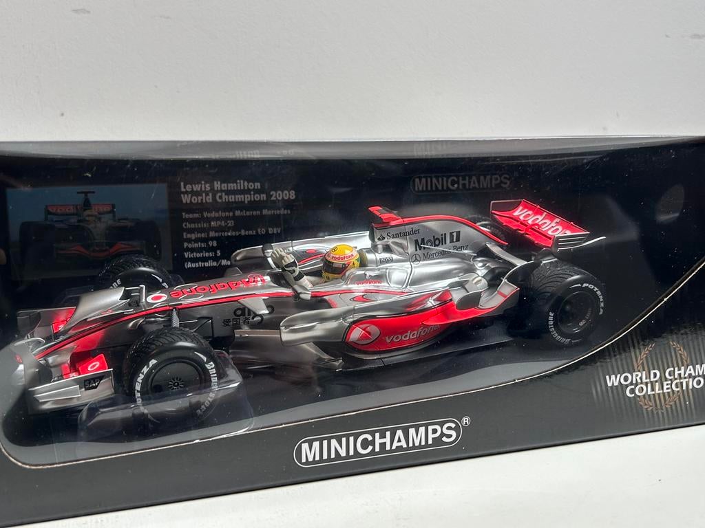1:18 Minichamps McLaren MP4/23 Lewis Hamilton kampioen 2008, Hobby en Vrije tijd, Modelauto's | 1:18, Ophalen of Verzenden, Zo goed als nieuw