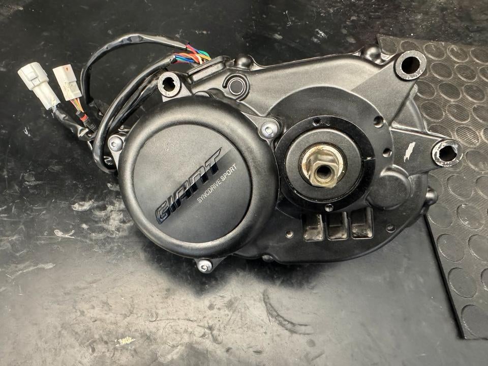 Gezocht Giant SyncDrive Sport motor, Fietsen en Brommers, Fietsonderdelen, Ophalen of Verzenden, Racefiets