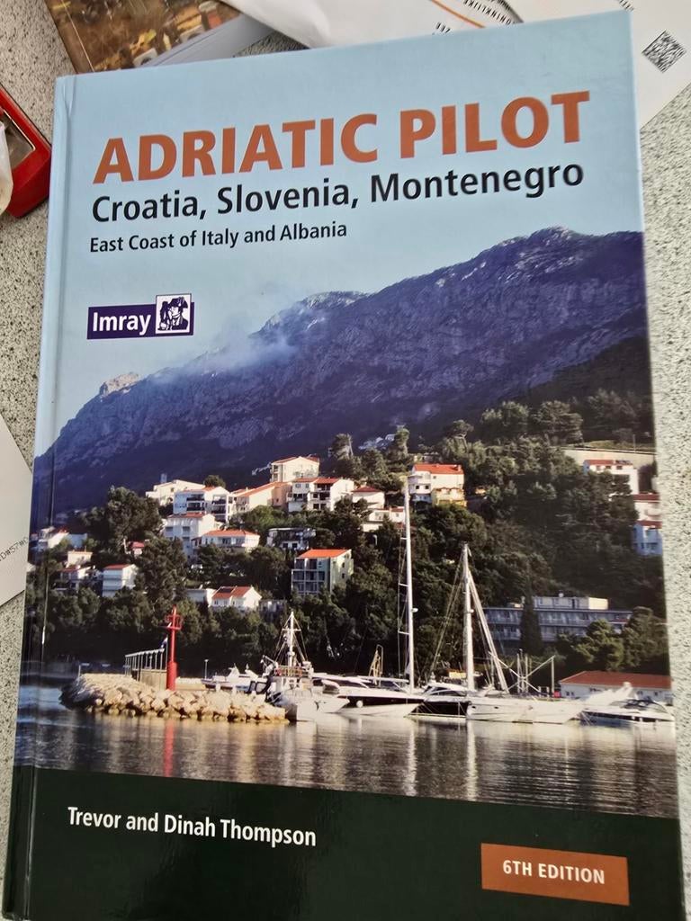 Adriatic Pilot 2012 & 888 Hafen en Bochten Kroatië, Ophalen of Verzenden, Europa, Overige merken