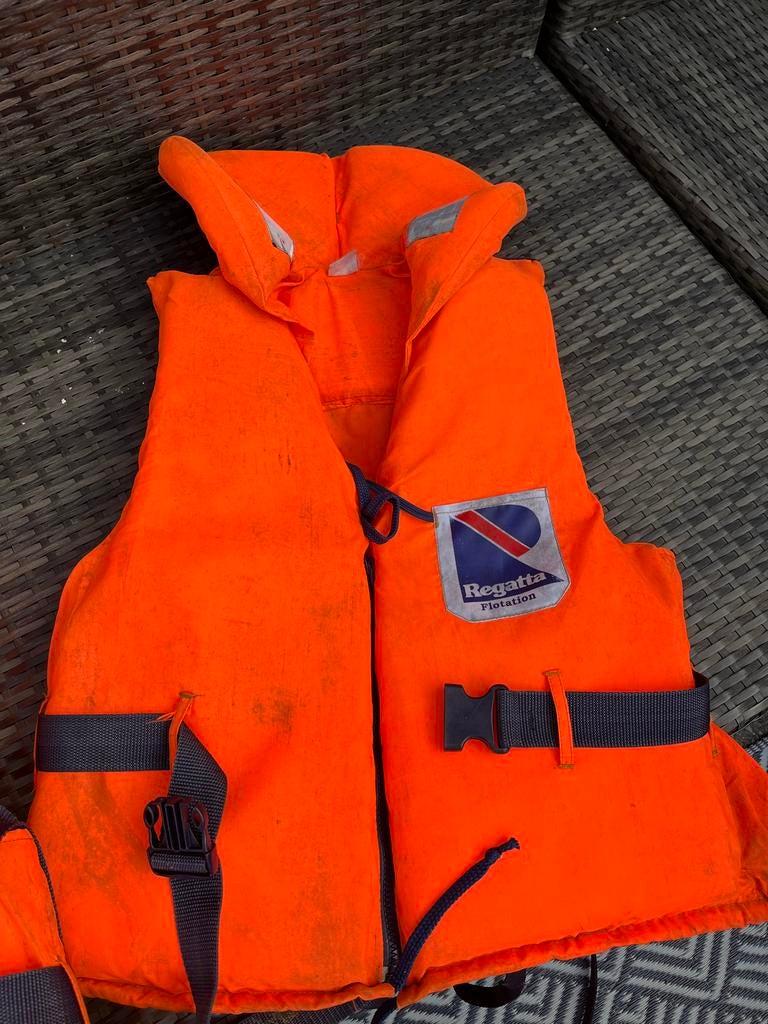 Regatta Zwemvesten - Oranje (2 stuks), Ophalen of Verzenden, Gebruikt, Dame of Heer, Reddingsvest of Zwemvest