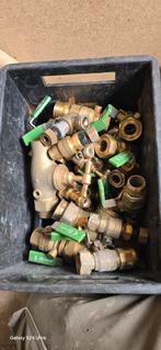 Partij messing kranen en koppelingen, Ophalen of Verzenden