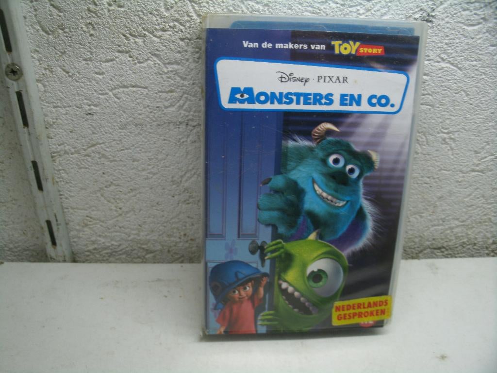 vhs 166a monsters en co, Alle leeftijden, Ophalen of Verzenden, Zo goed als nieuw