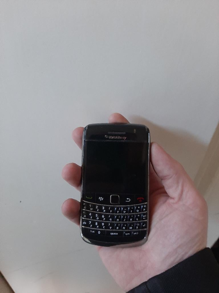 Blackberry bold 9700 - zo goed als nieuw, Telecommunicatie, Mobiele telefoons | Blackberry, Ophalen, Zwart, Zo goed als nieuw