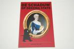 Zeldzaam: Schaduw op Dekema State [Jelsum, Friesland] 2020, Ophalen of Verzenden, Gelezen