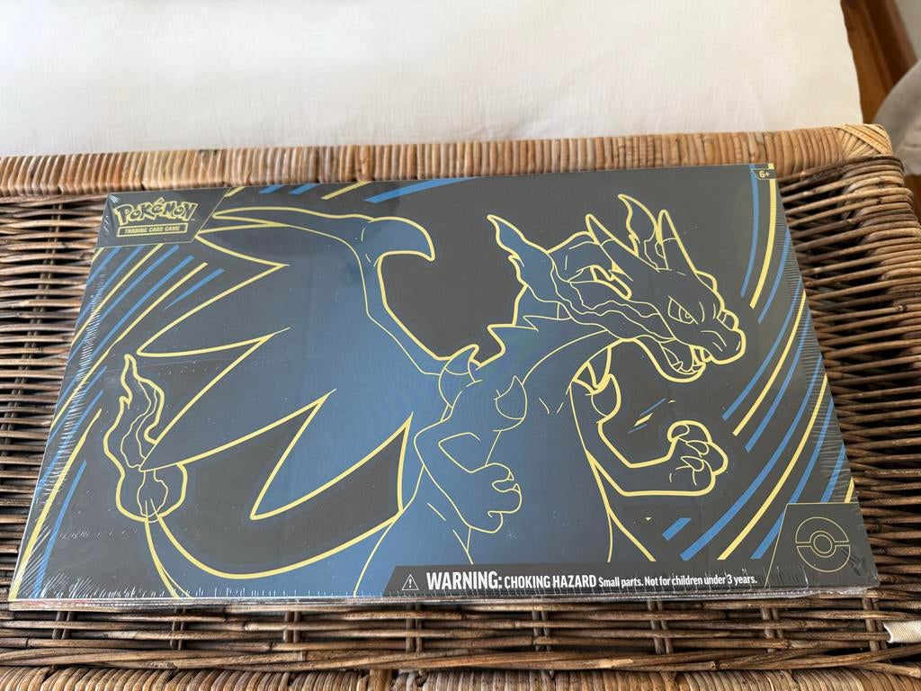 Pokémon Mega Charizard Ultra Premium Collection, Hobby en Vrije tijd, Verzamelkaartspellen | Pokémon, Ophalen, Nieuw, Overige typen