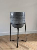 Stijlvolle binnen plantenbak met standaard - Ø36cm, H80cm, Ophalen, Overige materialen, Rond, Zo goed als nieuw
