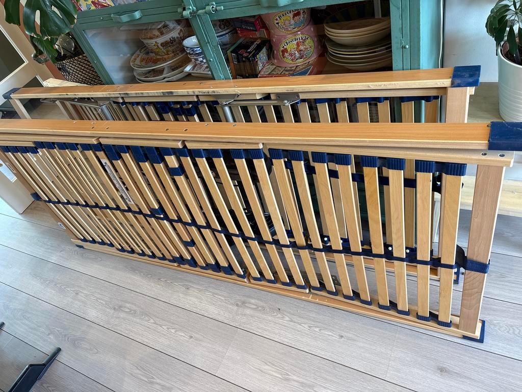Gratis - 2x Elektrisch verstelbare lattenbodems 80x200, Huis en Inrichting, Slaapkamer | Matrassen en Bedbodems, Ophalen, Gebruikt