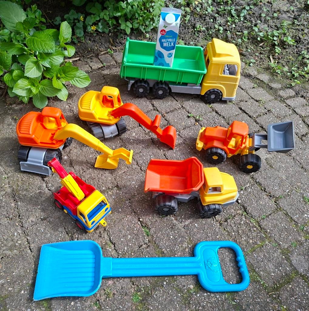 Androni graafmachines kiepwagens bulldozer takelwagen schep, Ophalen, Gebruikt