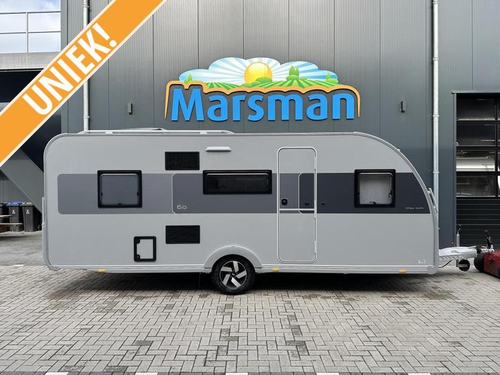 Adria Altea 552 PK 60 Years | 3 stapelbed, Caravans en Kamperen, Caravans, tot en met 6, 1000 - 1250 kg, Rondzit, Adria, Dwarsbed