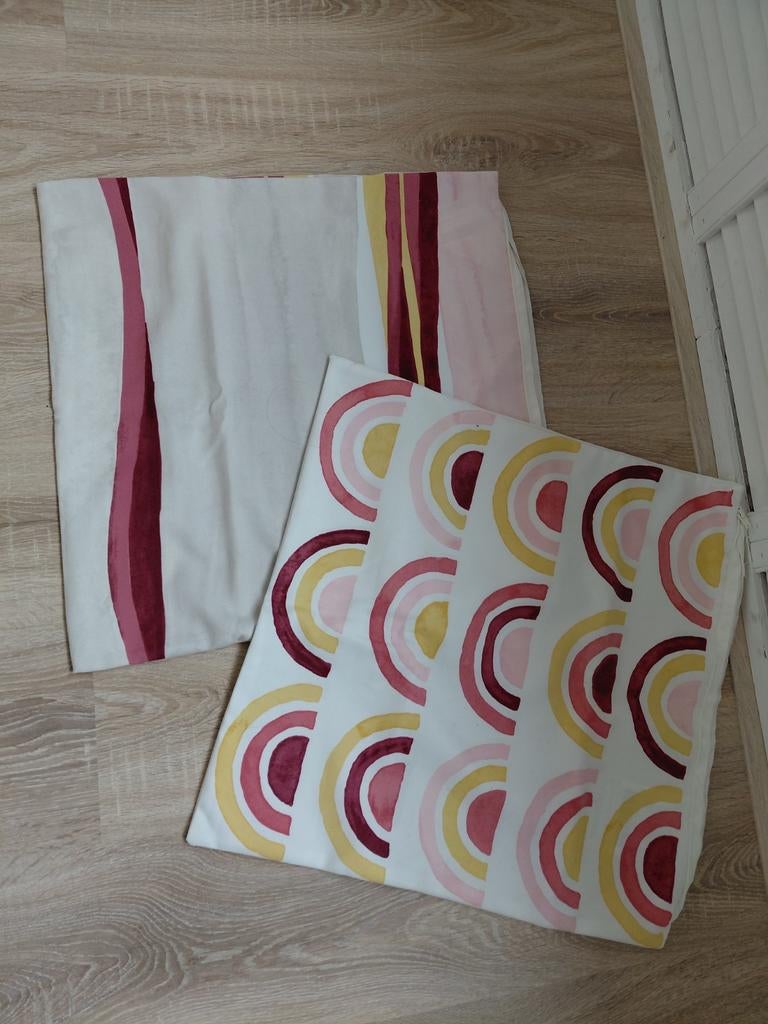 Ikea BRUNJAG Kussenhoezen - Retro Regenboog Design, Huis en Inrichting, Woonaccessoires | Kussens, Ophalen of Verzenden, Zo goed als nieuw