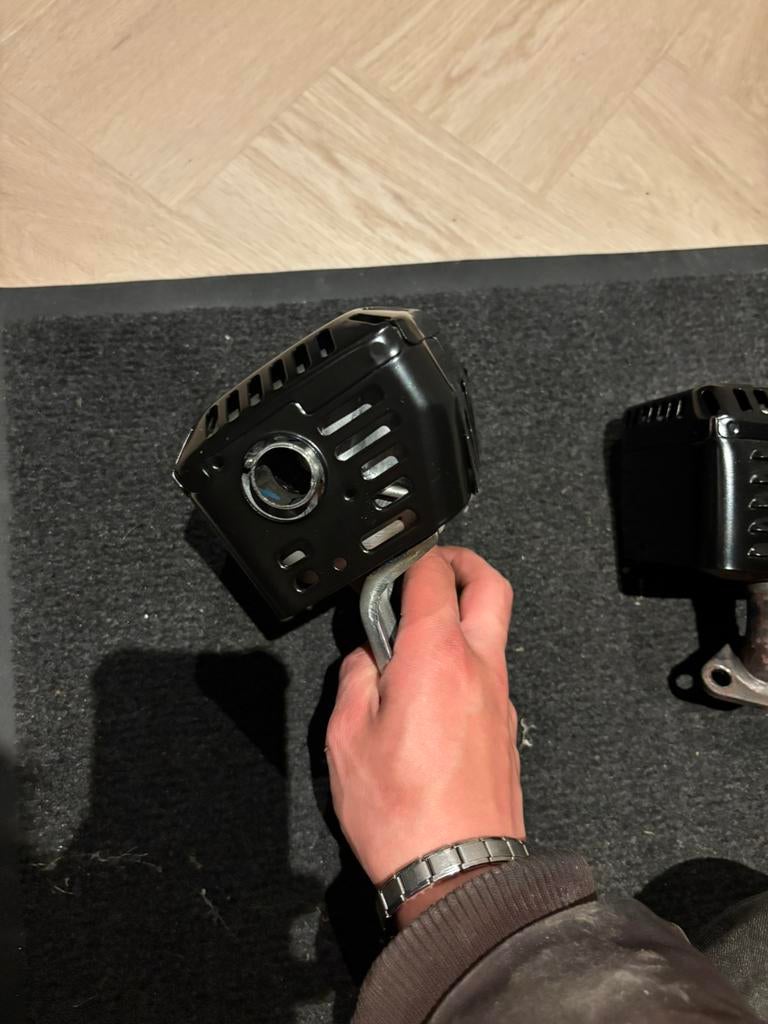 2 nieuwe honda gx160 uitlaten Lees beschrijving!, Ophalen of Verzenden, Nieuw, Honda