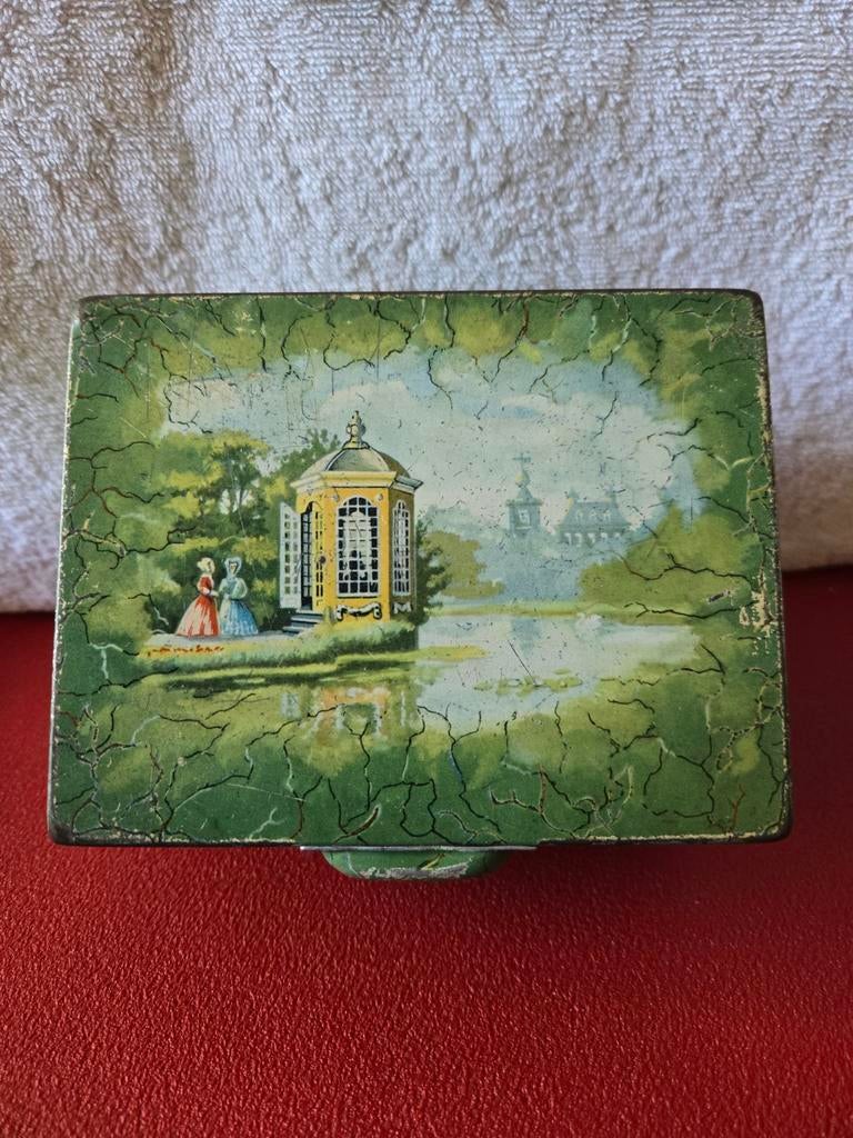 Oud theeblik met romantisch tafereel, Ophalen of Verzenden, Overige