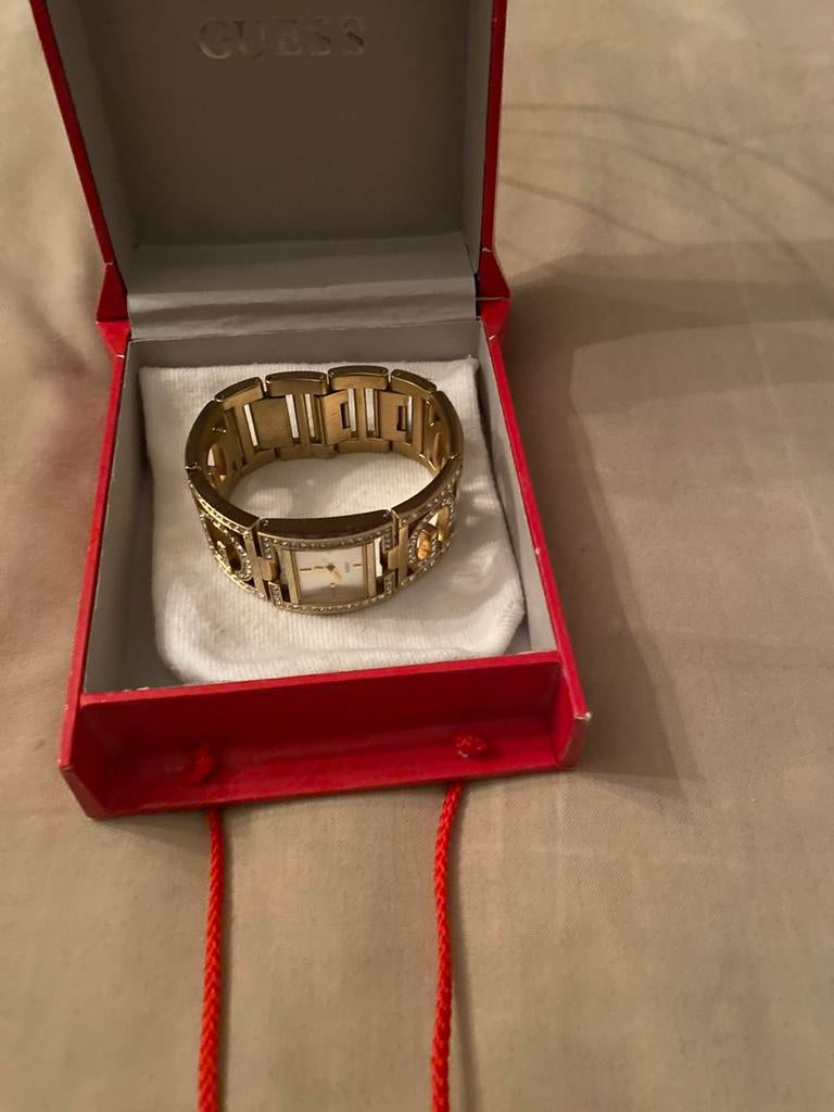 Guess dameshorloge, Ophalen of Verzenden, Zo goed als nieuw, Zwart, Handtas