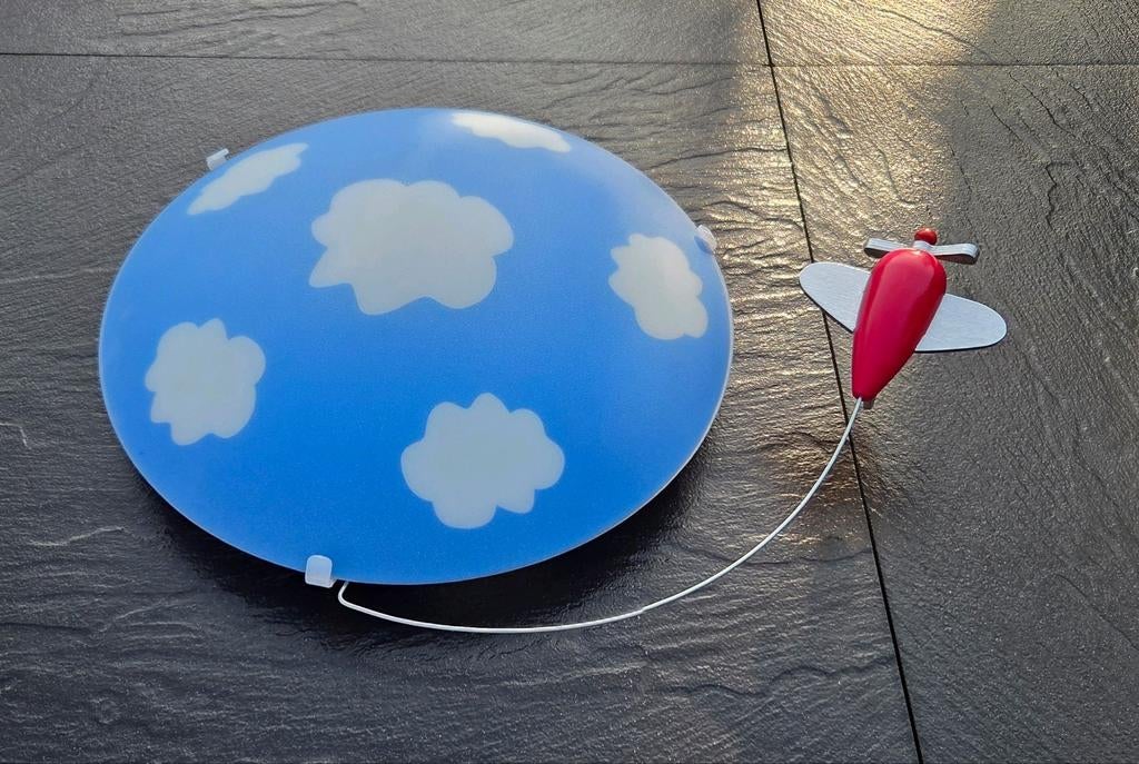 Plafonnière met wolken en vliegtuigje, Ophalen, Zo goed als nieuw, Glas, Minder dan 50 cm