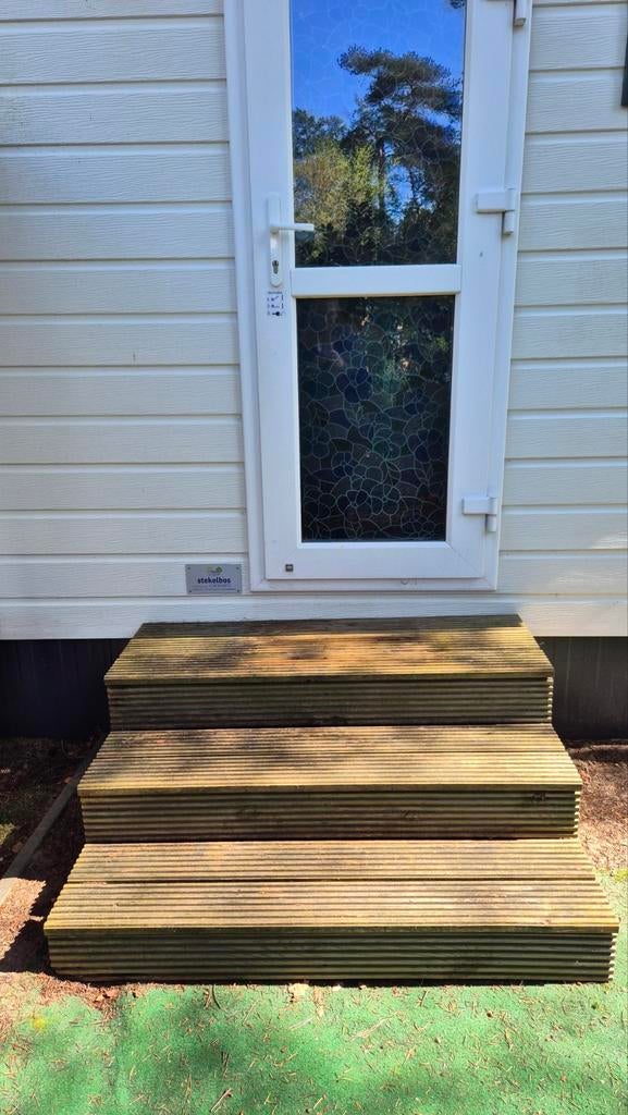 Gereserveerd.Hardhouten trap voor chalet - RCN het grote bos, Ophalen