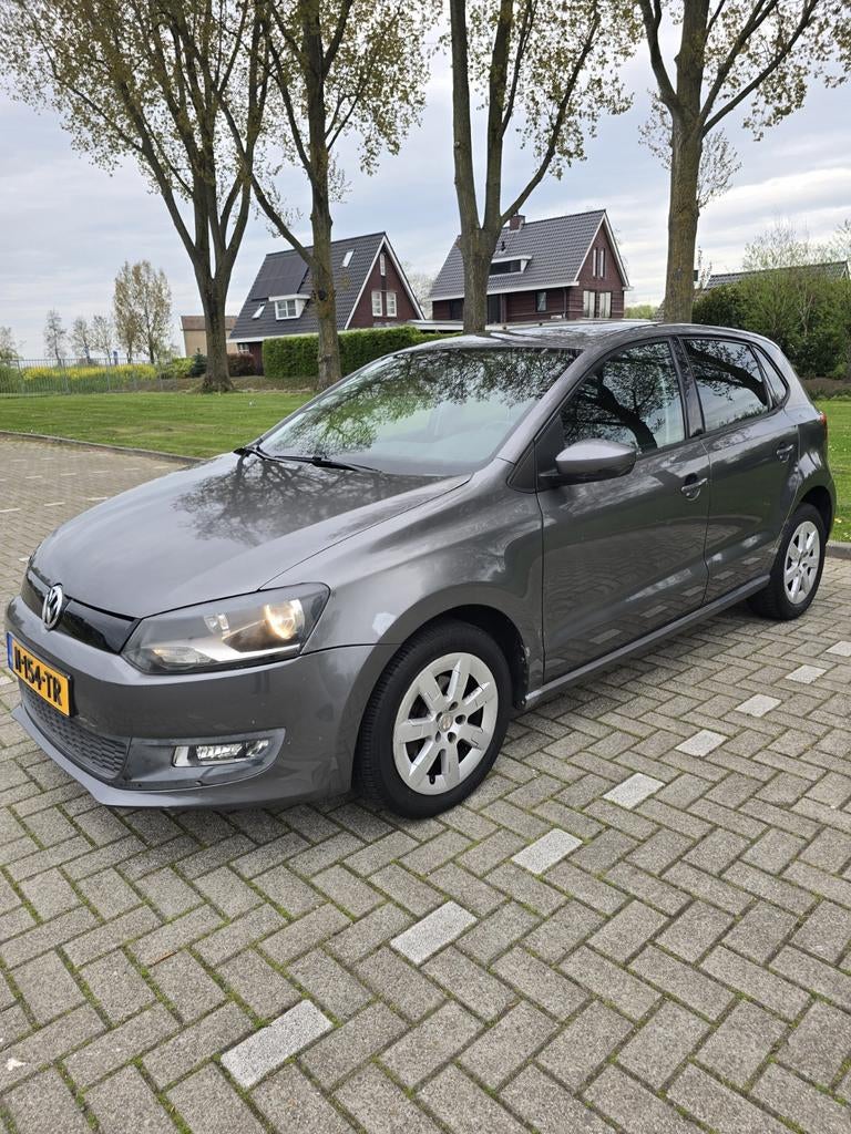 Volkswagen Polo 1.4 16V FSI 63KW 2009 Grijs, Auto's, Volkswagen, Voorwielaandrijving, 970 kg, 40 €/maand, 4 cilinders