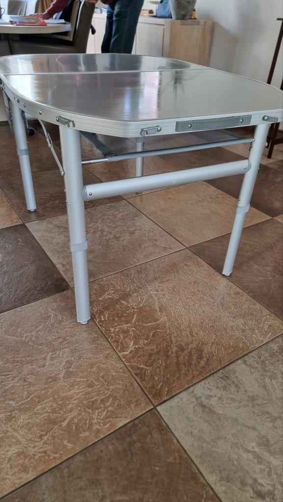 Bo-Camp campingtafel 120x80 opvouwbaar - Premium Ovaal, Ophalen, Gebruikt, Campingtafel
