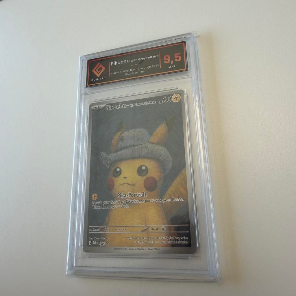Pikachu van gogh 9.5 grade, Ophalen of Verzenden, Zo goed als nieuw