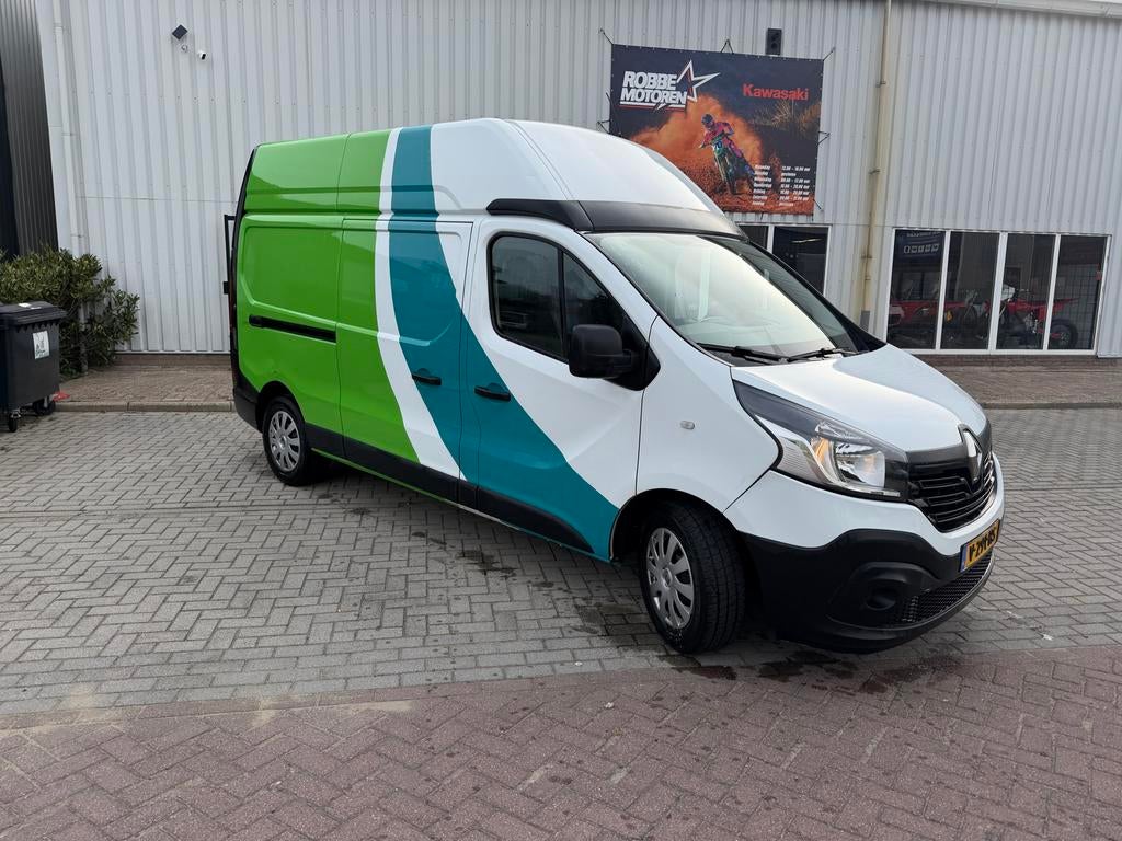 Renault Trafic 1.6 dCi L2H2 | 2017 | 198.833 km | NieuweAPK, 145 pk, Stof, 4 cilinders, Renault