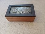 Vintage houten sigarendoos met zilveren tafereel, Ophalen of Verzenden