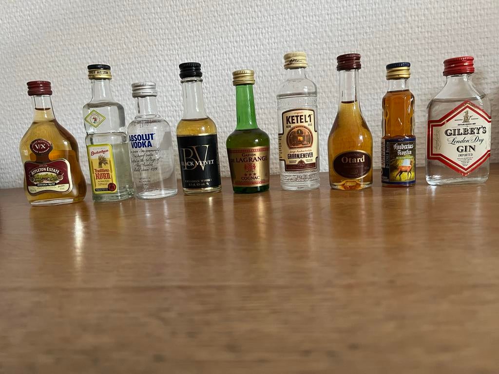 Collectie Miniatuur Flesjes Alcohol, Ophalen of Verzenden, Nieuw