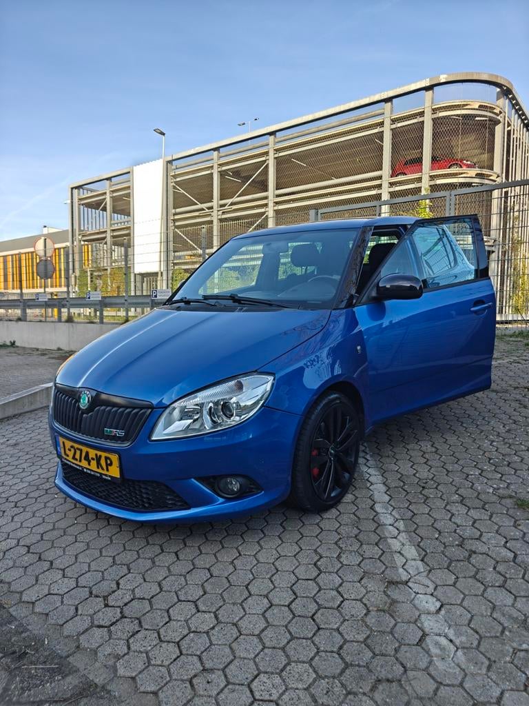 Skoda Fabia 1.4 TSI 132KW RS Combi Dsg7 2010 Blauw, Auto's, Skoda, Stof, Zwart, 4 cilinders, Stationwagon