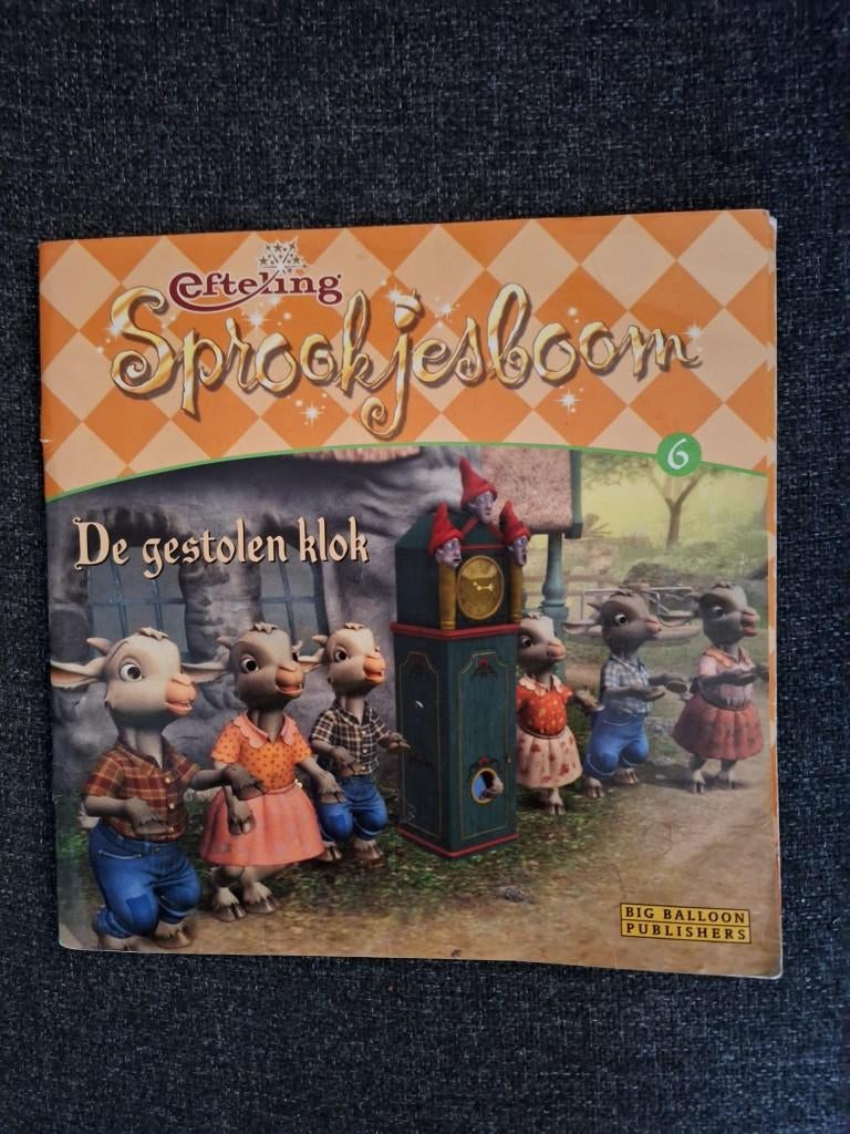 Efteling Sprookjesboom De Gestolen Klok boek, Ophalen of Verzenden, Zo goed als nieuw, Overige typen