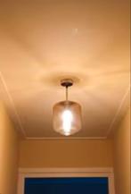 Stijlvolle hanglamp met bruin-amber rookglas, Ophalen of Verzenden, Zo goed als nieuw, Glas, Minder dan 50 cm