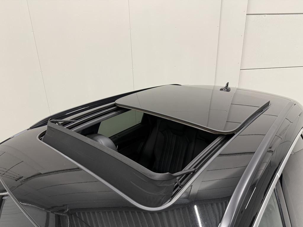 Audi Q5 55 TFSI e quattro Competition PANO/LUCHTVERING/TREKH, Auto's, Audi, Automaat, 2005 kg, 4 cilinders, Zwart