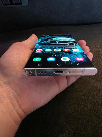 Samsung S22 Ultra 512gb Incl. Doos en eventueel hoesje beschikbaar voor biedingen