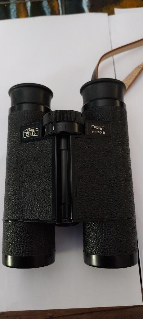 verrekijker Carl Zeiss 8x30B Dialyt, Audio, Tv en Foto, Optische apparatuur | Verrekijkers, Zo goed als nieuw, Dakkant (recht)