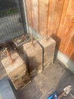 4 beton-poeren, Ophalen, Gebruikt, Veranda