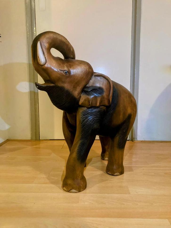 Massief Houten Olifant - 60cm Hoog, Antiek en Kunst, Kunst | Beelden en Houtsnijwerken, Ophalen