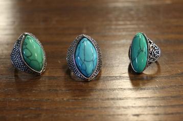 Brocante - Trio tintelende ringen! beschikbaar voor biedingen