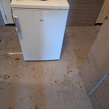 Nette AEG vriezer te koop (bezorging)

 beschikbaar voor biedingen