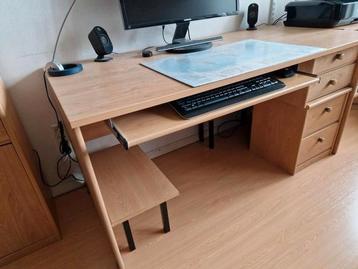 Bureau, ladebllok, (archief) kast beschikbaar voor biedingen