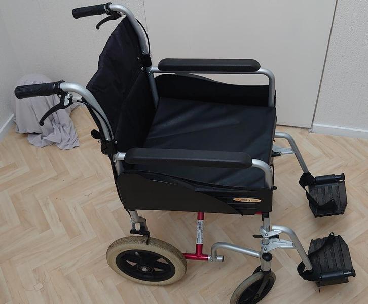 Duwrolstoel, transportstoel. Merk: "2goability", Diversen, Rolstoelen, Gebruikt, Duwrolstoel, Inklapbaar, Ophalen