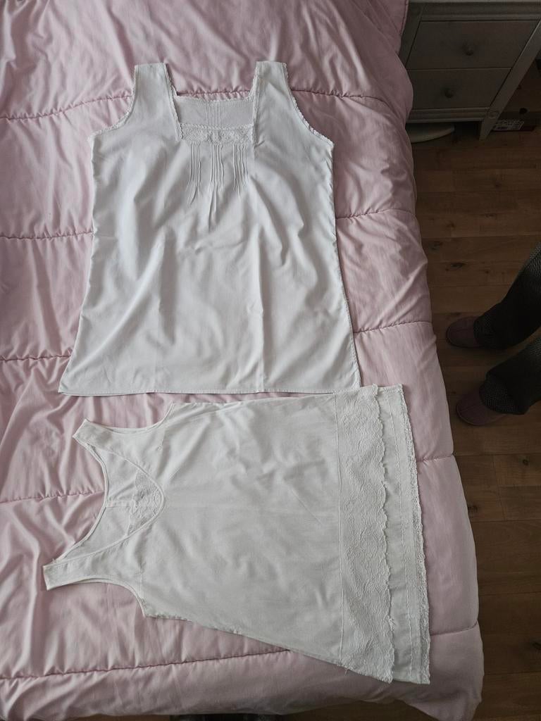 Antiek wit kanten onderjurk en hemdje, Ophalen of Verzenden